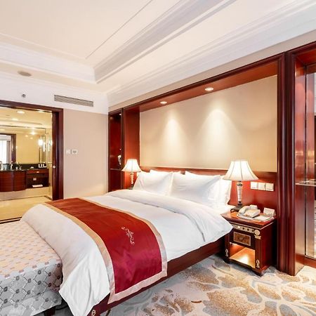 Maritim Hotel Taicang Garden Exterior photo