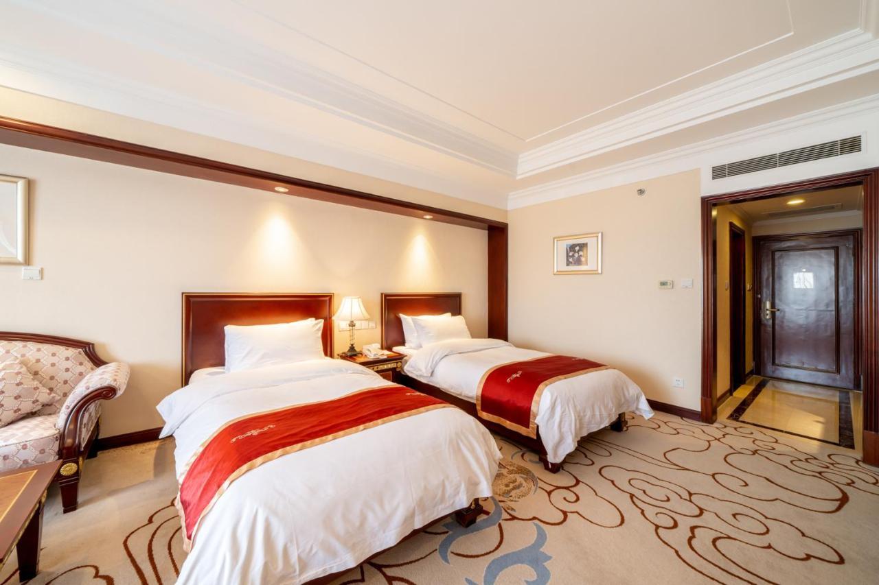 Maritim Hotel Taicang Garden Exterior photo
